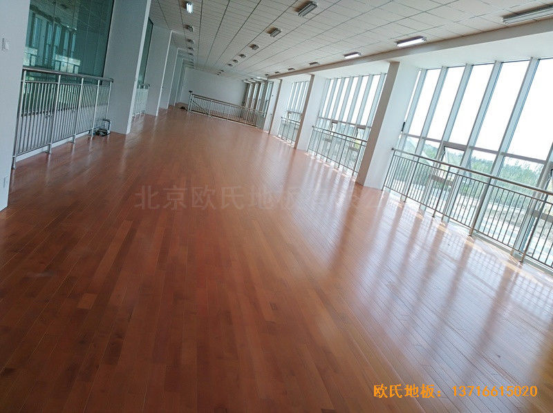 甘肅酒泉運(yùn)動場所運(yùn)動木地板安裝案例4