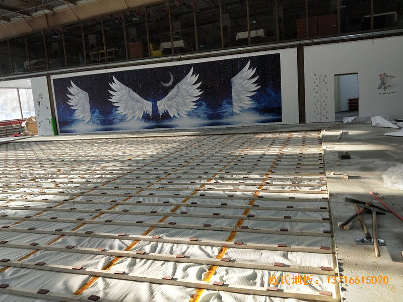 長春CBD汽車生活館籃球館運動木地板鋪設案例1