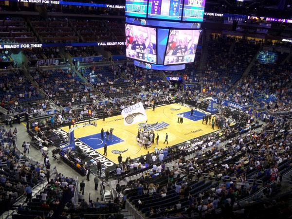 國產運動籃球木地板施工隊2