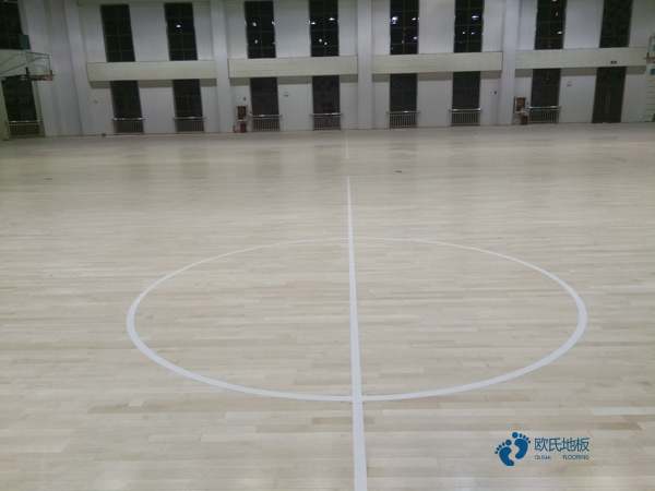 校園運(yùn)動籃球木地板價(jià)格便宜