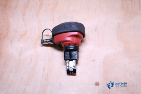 室內籃球場木地板鋪設技術2