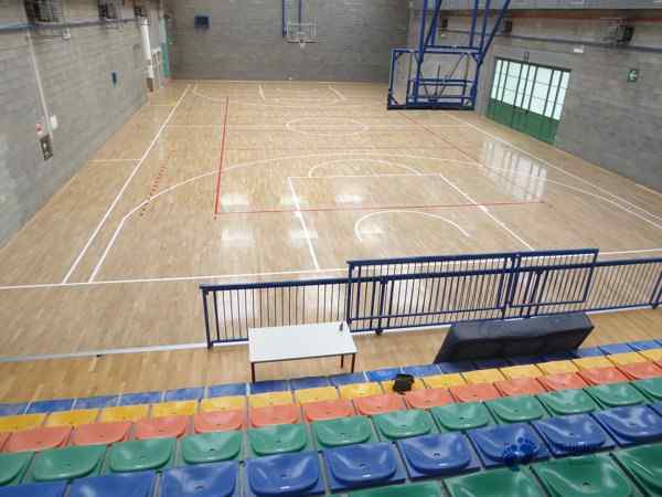 較好的運(yùn)動籃球木地板每平方價(jià)格