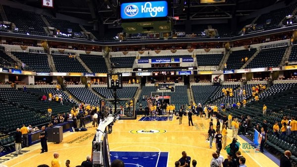 室內(nèi)籃球館木地板多少錢一平方3