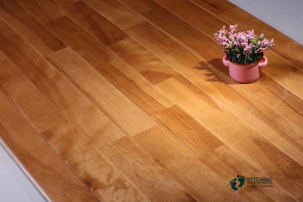 室內運動木地板施工視頻教程1