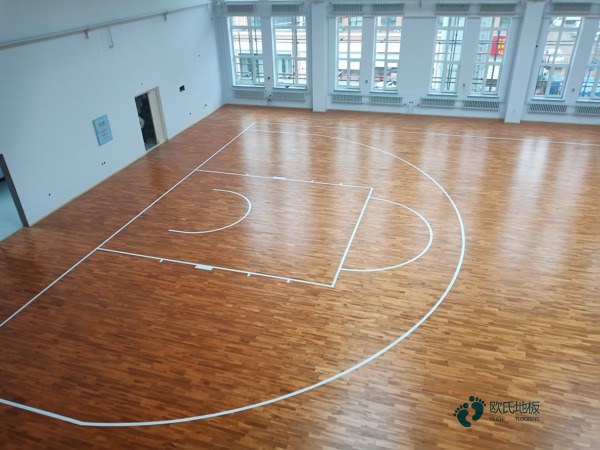 國標(biāo)運(yùn)動(dòng)籃球木地板價(jià)錢